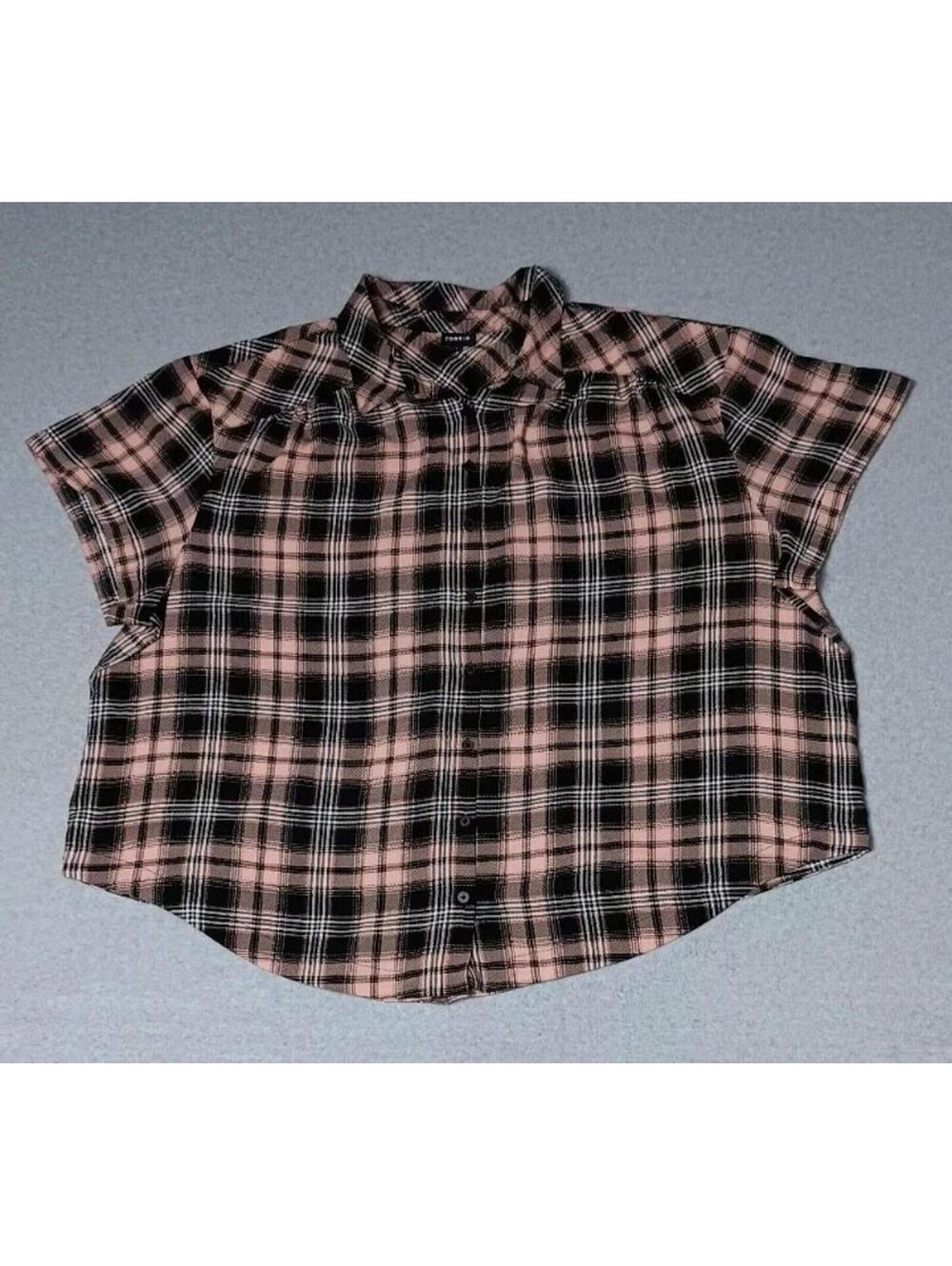 Torrid Short Sleeve Button Up Blouse Womens Size 4 Pink Plaid Soft Collared...